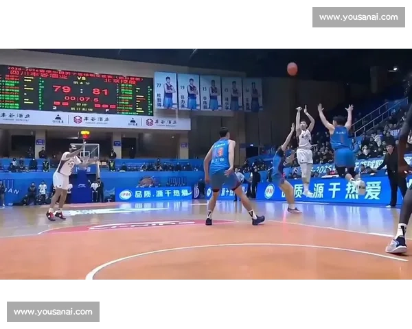 攻防博弈与关键时刻解析一场经典篮球对决全景回顾战术复盘精彩瞬间 - 副本 (2)