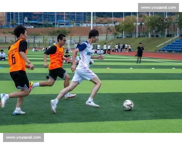 激情对决燃爆全场见证巅峰足球荣耀之战今夜启幕八方豪强逐梦绿茵 - 副本